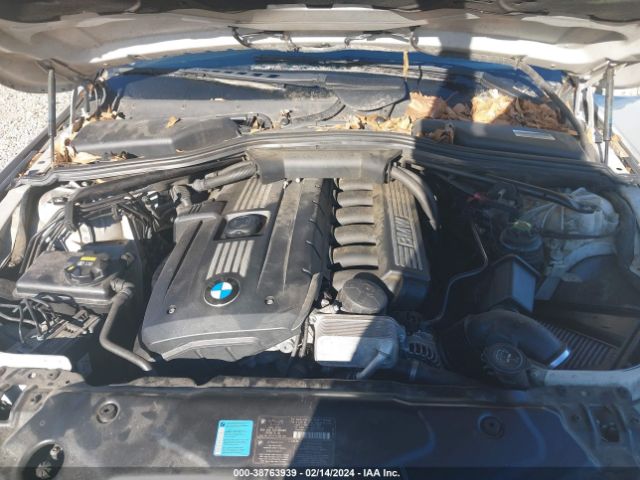 Photo 9 VIN: WBANU5C51AC129991 - BMW 528I 