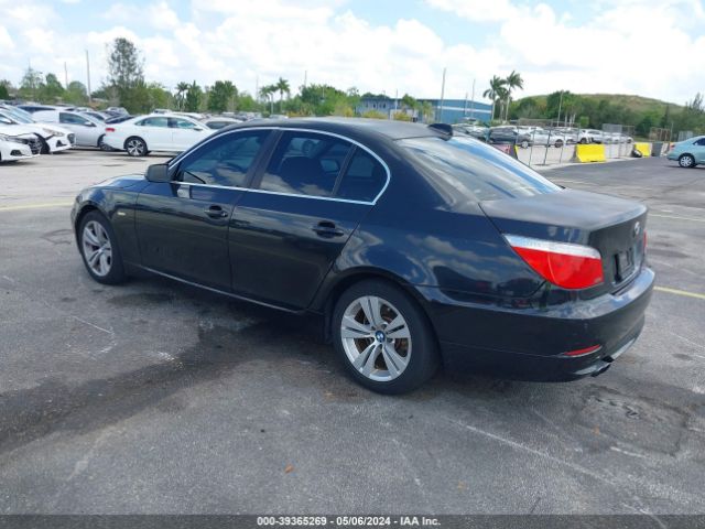 Photo 2 VIN: WBANU5C53AC126476 - BMW 528I 