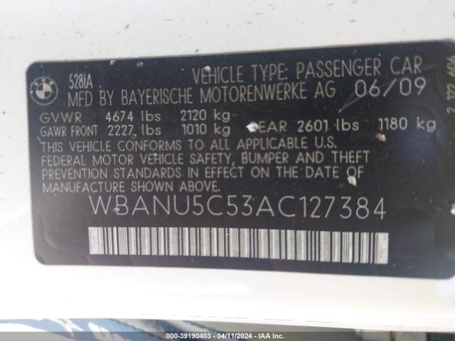 Photo 8 VIN: WBANU5C53AC127384 - BMW 528I 