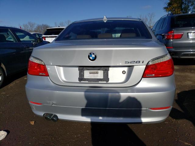 Photo 5 VIN: WBANU5C53AC365364 - BMW 5 SERIES 