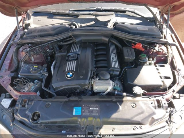 Photo 9 VIN: WBANU5C56AC125399 - BMW 528I 