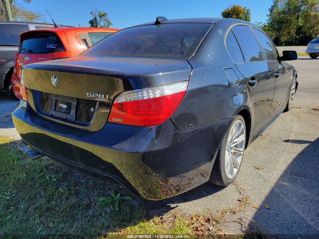 Photo 3 VIN: WBANU5C56AC129226 - BMW 528 