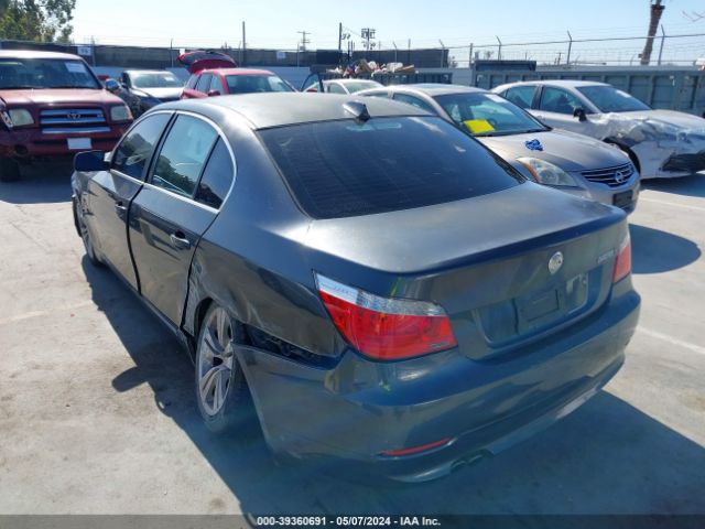 Photo 2 VIN: WBANU5C57AC124200 - BMW 528I 