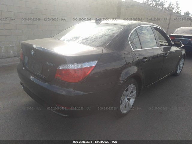 Photo 3 VIN: WBANU5C57AC129381 - BMW 5 