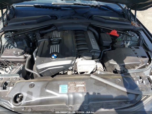 Photo 9 VIN: WBANU5C58AC365280 - BMW 528I 