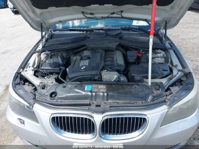 Photo 9 VIN: WBANU5C58AC441838 - BMW 528I 