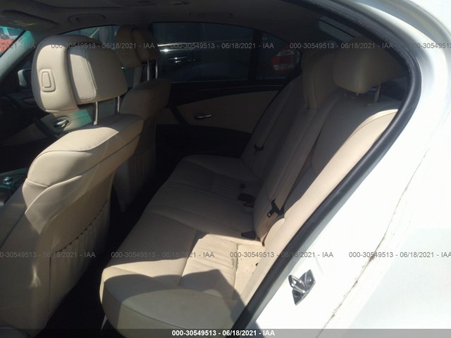 Photo 7 VIN: WBANU5C5XAC365524 - BMW 5 