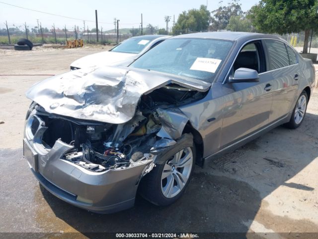 Photo 1 VIN: WBANU5C5XAC365944 - BMW 528I 