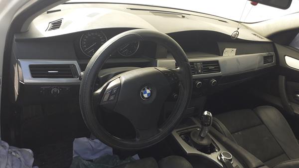 Photo 9 VIN: WBANU91038CT26041 - BMW M5 