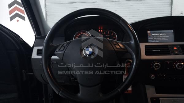 Photo 12 VIN: WBANU910XACT29881 - BMW 530I 