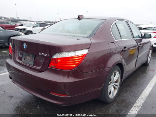 Photo 3 VIN: WBANV1C50AC157173 - BMW 528I 