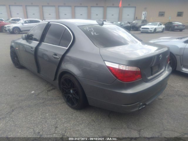 Photo 2 VIN: WBANV1C50AC158999 - BMW 5 