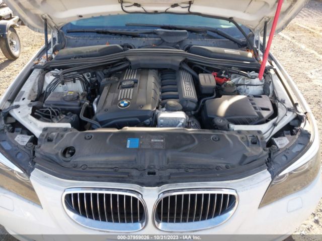 Photo 9 VIN: WBANV1C52AC444238 - BMW 528I 