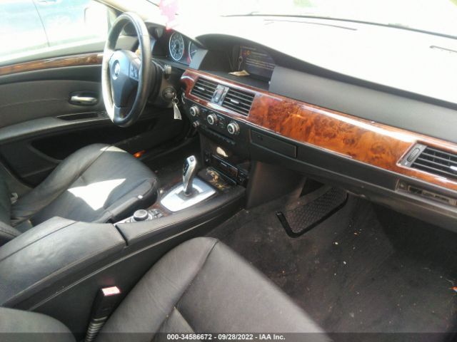 Photo 4 VIN: WBANV1C53AC442904 - BMW 5 SERIES 