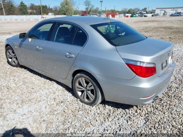 Photo 2 VIN: WBANV1C55AC158450 - BMW 528I 