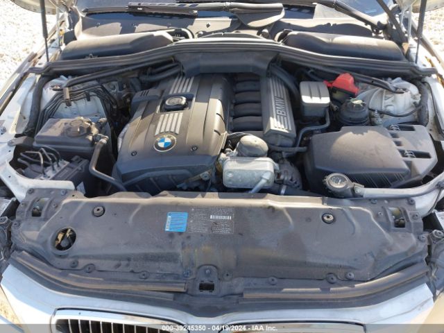 Photo 9 VIN: WBANV1C55AC158450 - BMW 528I 