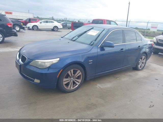 Photo 1 VIN: WBANV1C55AC445884 - BMW 528I 