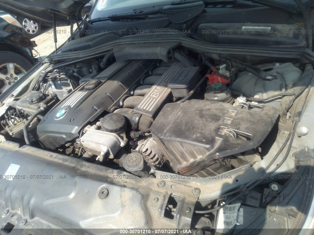 Photo 9 VIN: WBANV1C57AC443893 - BMW 5 