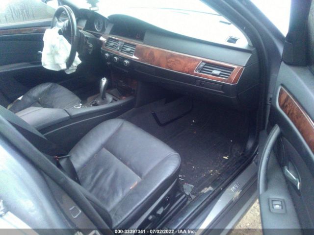 Photo 4 VIN: WBANV1C58AC443403 - BMW 5 SERIES 