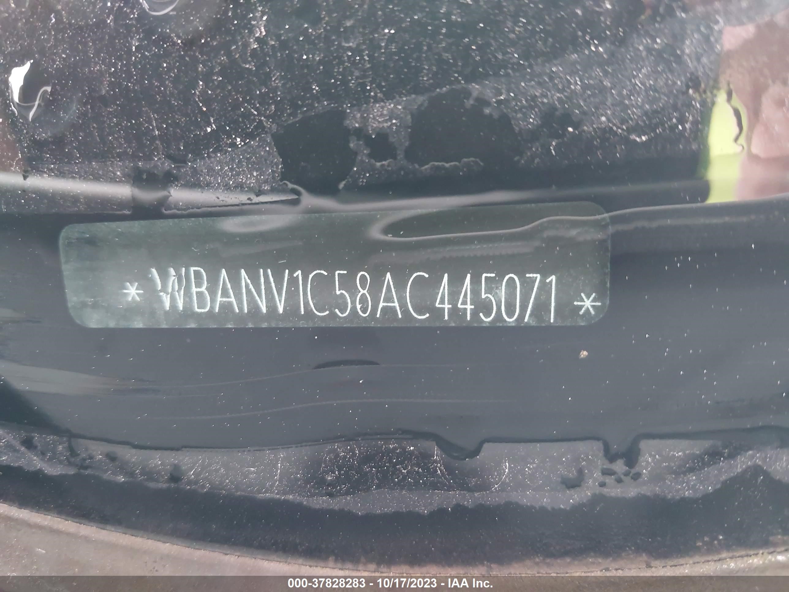 Photo 8 VIN: WBANV1C58AC445071 - BMW 5ER 