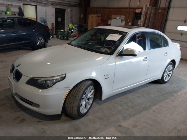 Photo 1 VIN: WBANV1C59AC445550 - BMW 528I 