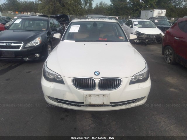 Photo 5 VIN: WBANV1C5XAC159464 - BMW 5 