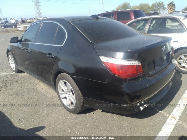 Photo 2 VIN: WBANV1C5XAC443404 - BMW 5 