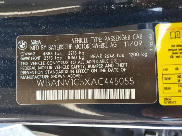 Photo 11 VIN: WBANV1C5XAC445055 - BMW 528 XI 