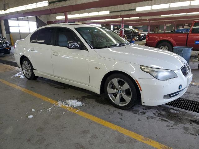 Photo 3 VIN: WBANV93528CZ63346 - BMW 5 SERIES 