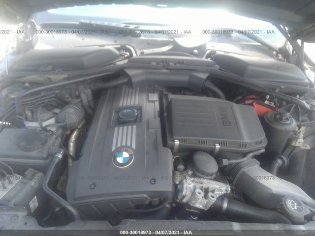 Photo 9 VIN: WBANV9C50AC138900 - BMW 5 