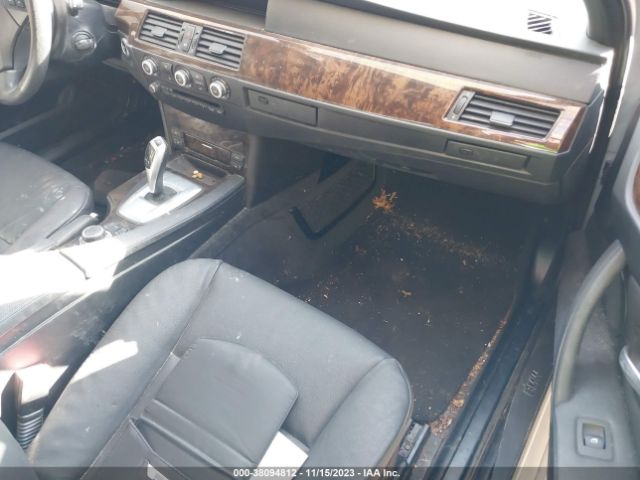 Photo 4 VIN: WBANV9C51AC139795 - BMW 5ER 