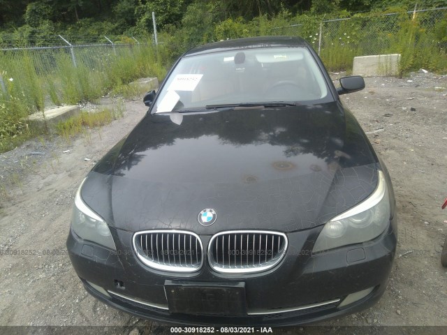 Photo 5 VIN: WBANV9C52AC138042 - BMW 5 