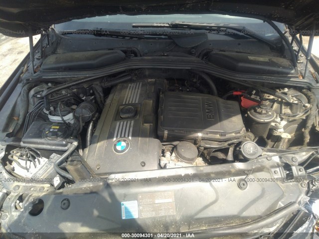 Photo 9 VIN: WBANV9C53AC391113 - BMW 5 