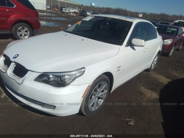 Photo 1 VIN: WBANV9C55AC136494 - BMW 5 