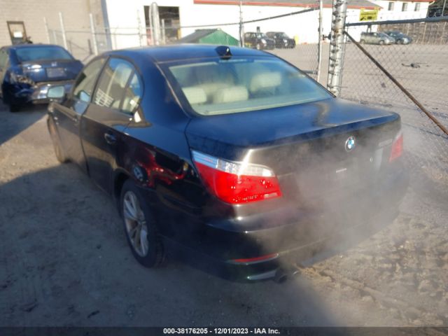 Photo 2 VIN: WBANV9C59AC390905 - BMW 535I 