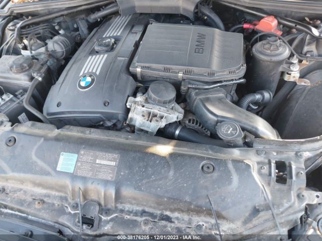 Photo 9 VIN: WBANV9C59AC390905 - BMW 535I 