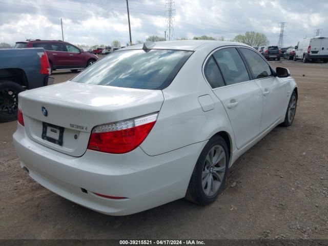 Photo 3 VIN: WBANV9C5XAC390735 - BMW 535I 