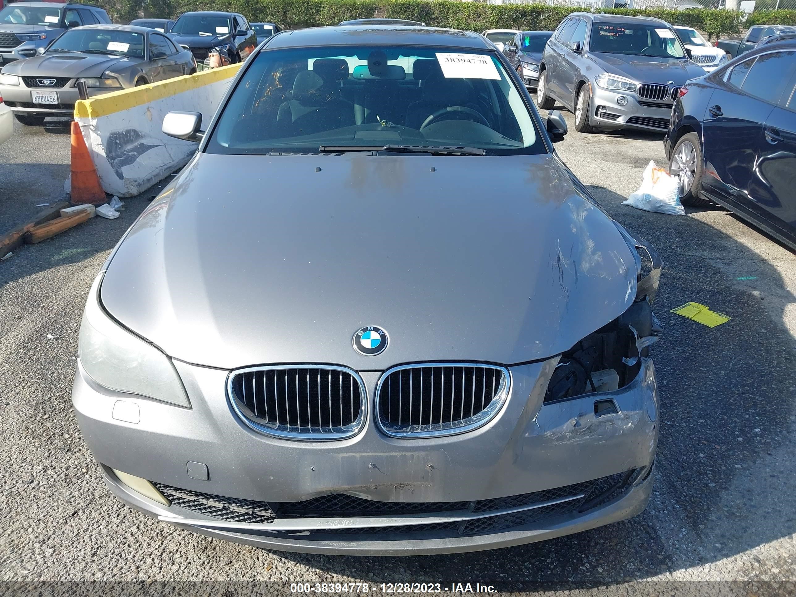 Photo 11 VIN: WBANW13508CZ79284 - BMW 5ER 