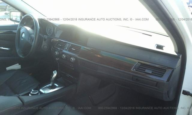 Photo 4 VIN: WBANW13528CZ77245 - BMW 535 