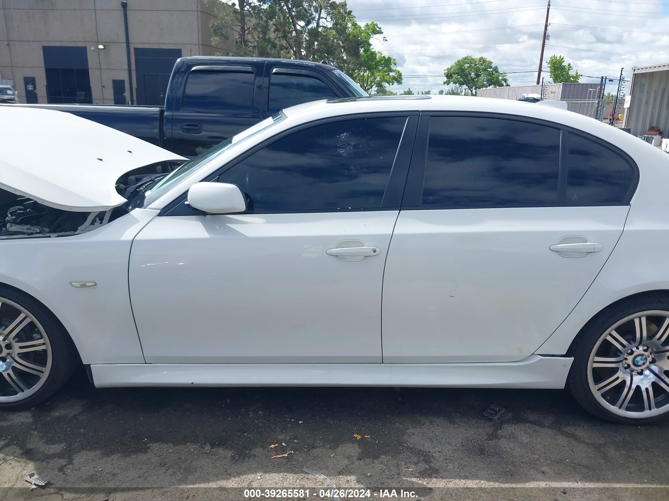 Photo 14 VIN: WBANW13558CZ79040 - BMW 5ER 