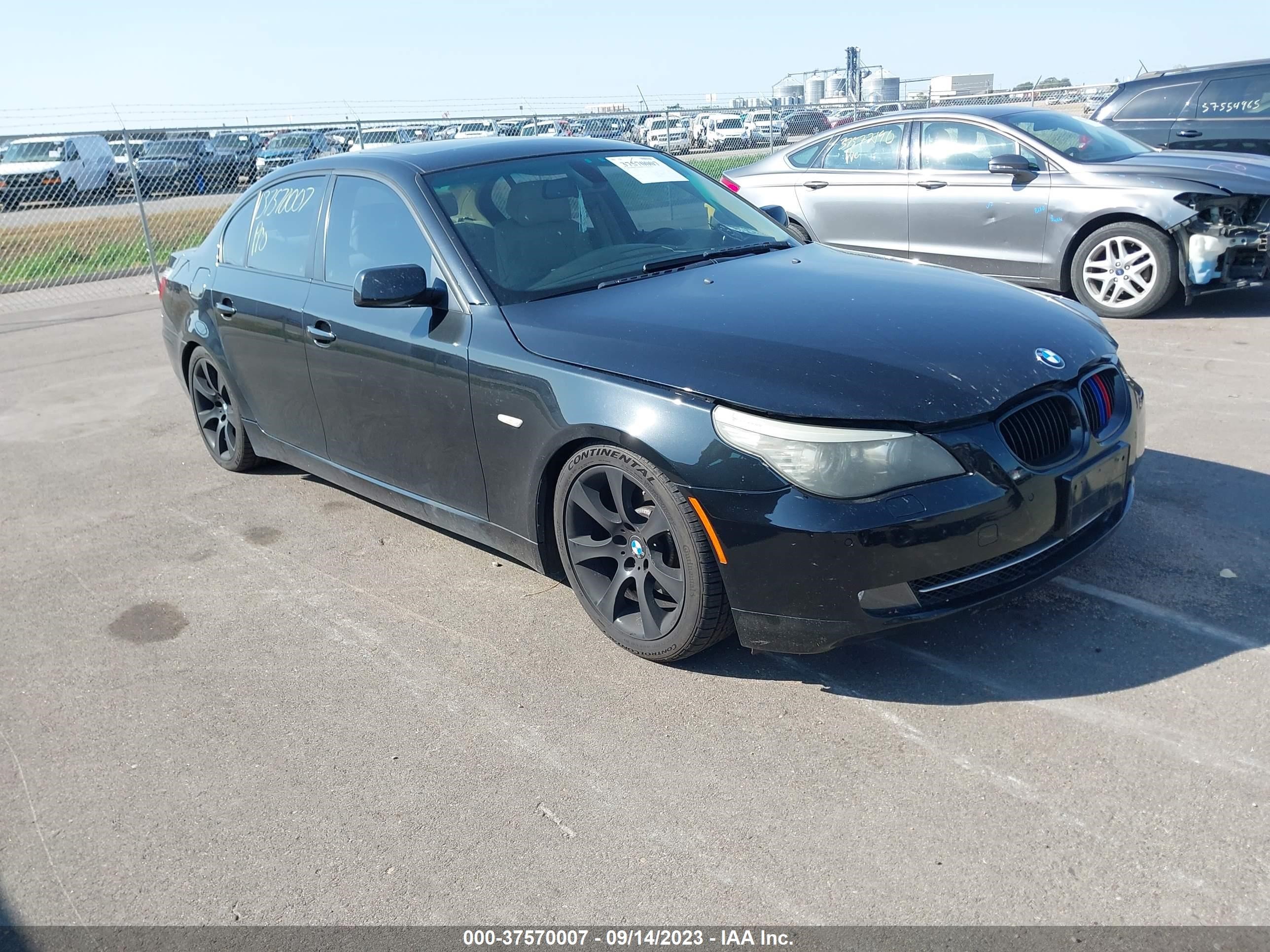 Photo 0 VIN: WBANW13598CZ71233 - BMW 5ER 