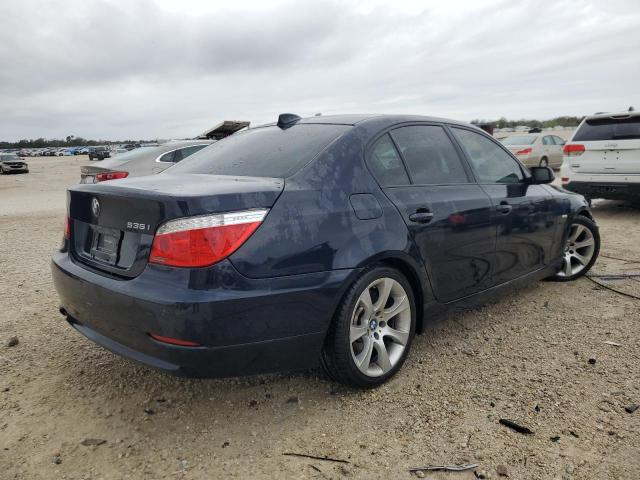 Photo 2 VIN: WBANW135X8CZ72715 - BMW 5 SERIES 