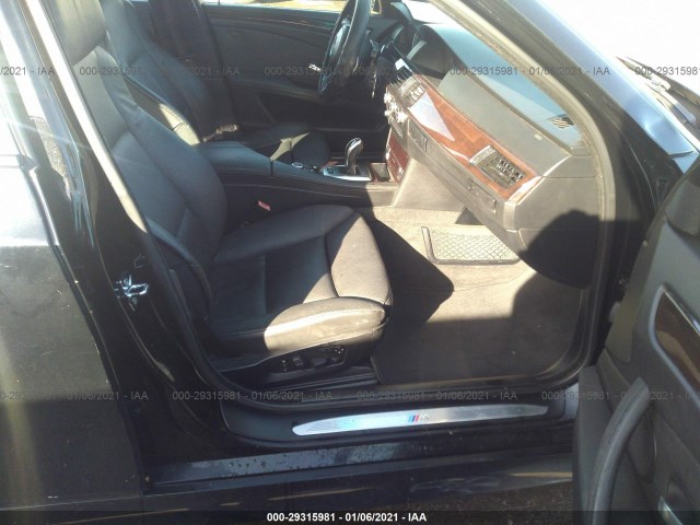 Photo 4 VIN: WBANW1C50AC163908 - BMW 5 