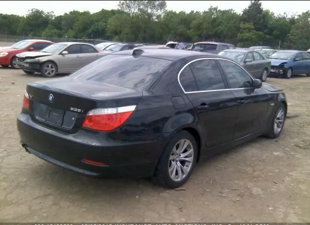 Photo 3 VIN: WBANW1C51AC165425 - BMW 535I 