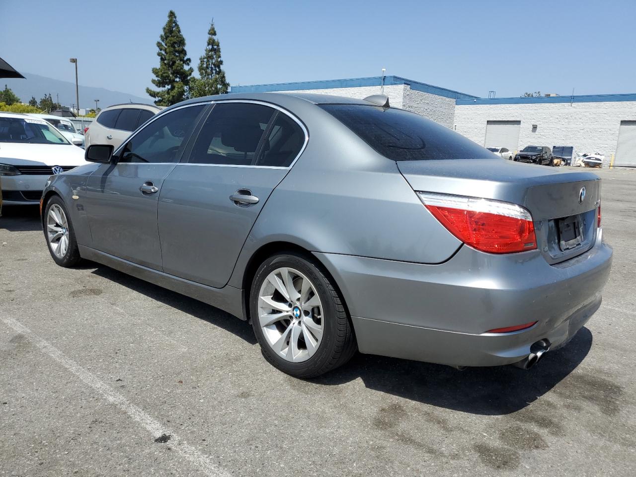 Photo 1 VIN: WBANW1C51AC165845 - BMW 5ER 