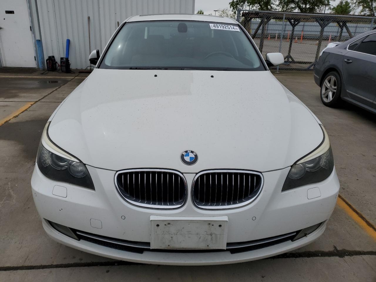 Photo 4 VIN: WBANW1C52AC164185 - BMW 5ER 