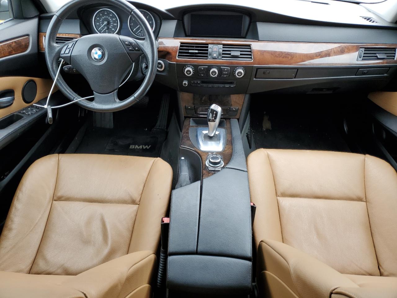 Photo 7 VIN: WBANW1C52AC164185 - BMW 5ER 