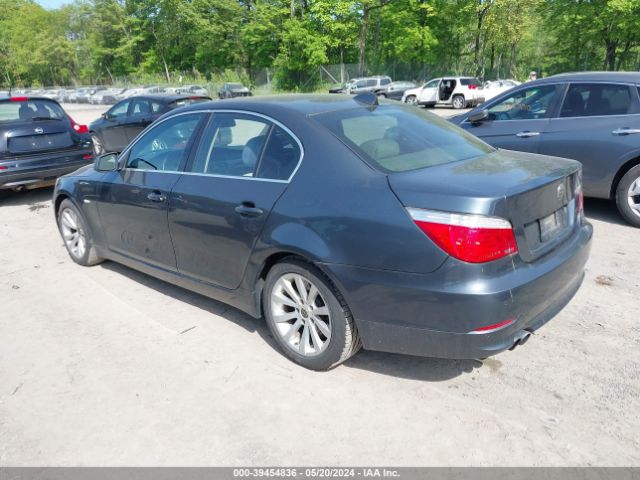 Photo 2 VIN: WBANW1C52AC168608 - BMW 535I 