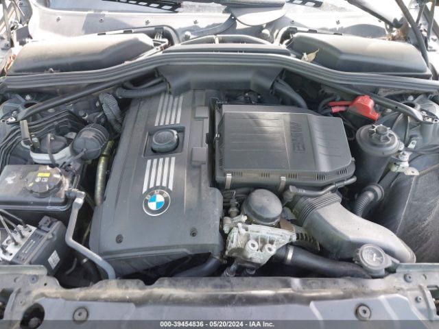 Photo 9 VIN: WBANW1C52AC168608 - BMW 535I 