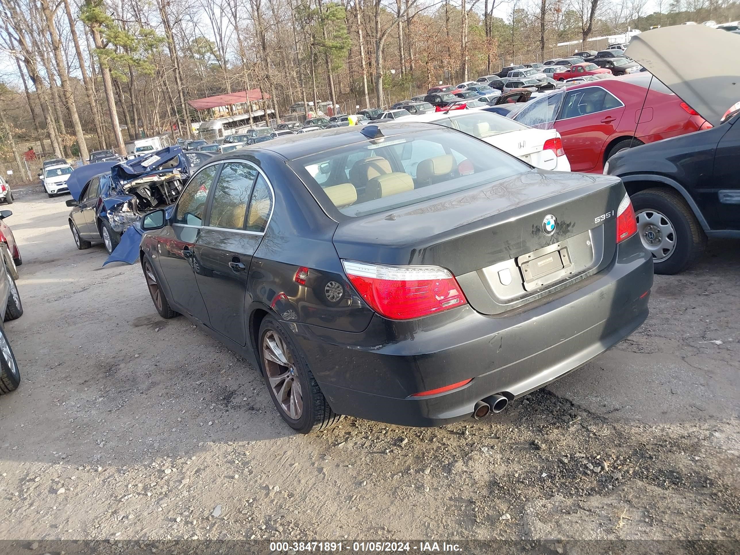 Photo 2 VIN: WBANW1C54ACK93593 - BMW 5ER 